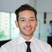 retrato de hombre de negocios en la oficina 2